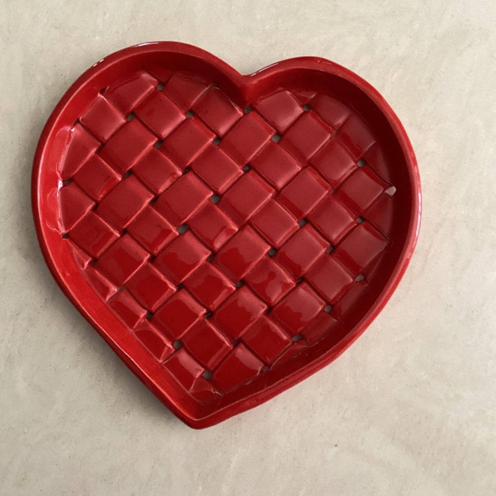 Heart-Shaped Decorative Dish